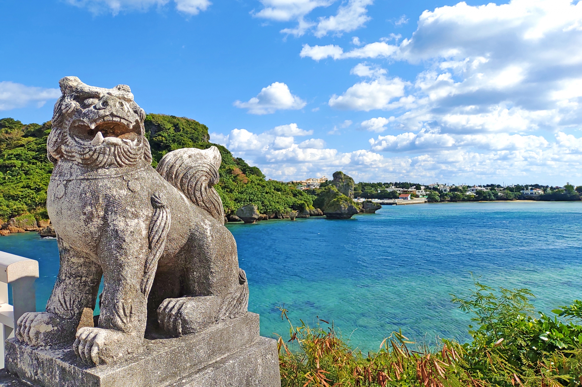 物流倉庫を沖縄で選ぶポイント|離島特有の制約と費用の実情