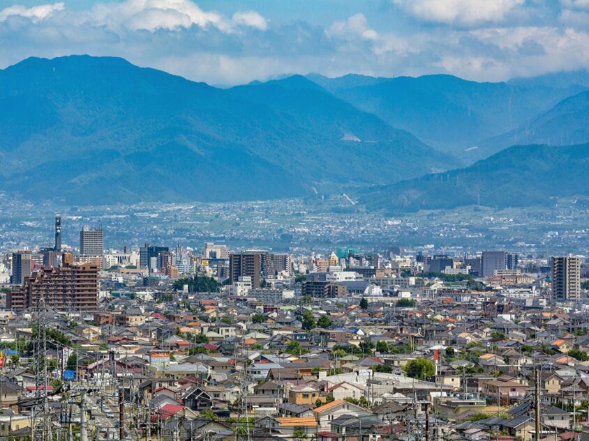 山梨が物流拠点として見直されている理由